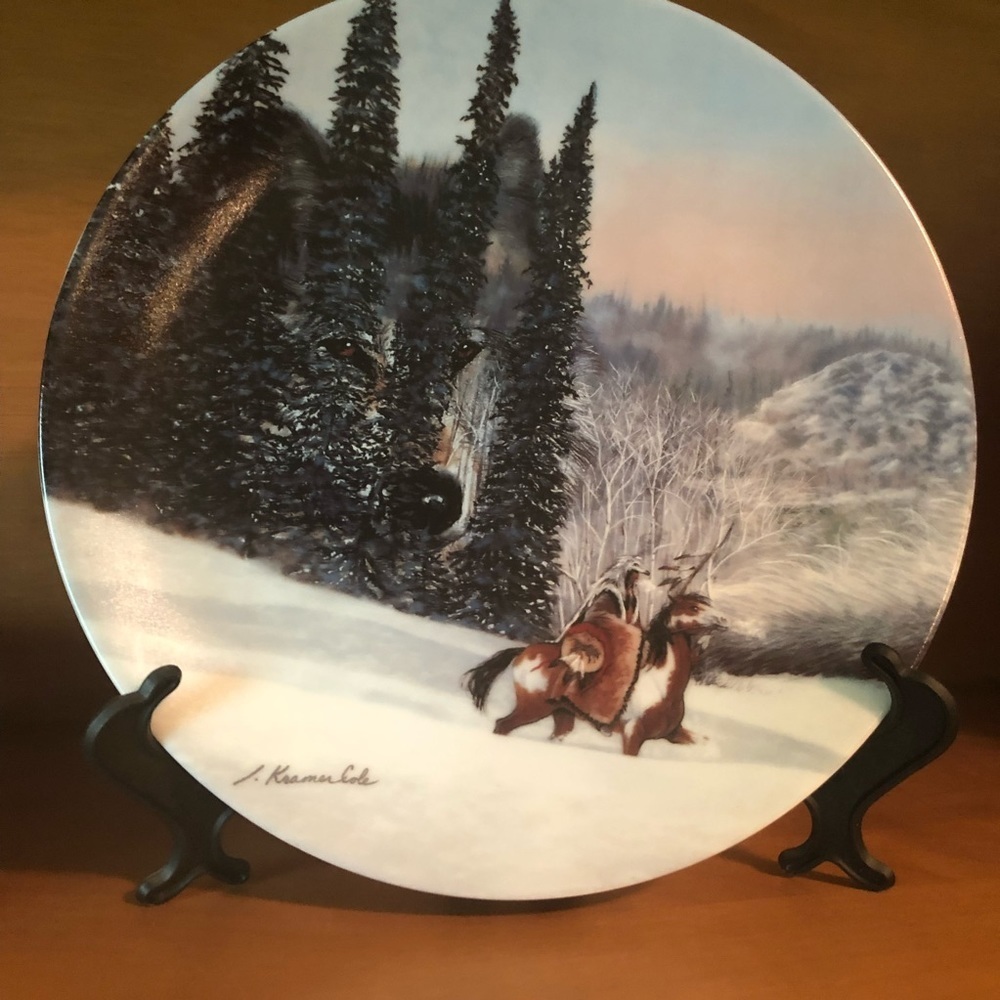 Wolf Ridge Decorative Plate - Picture 1 of 3